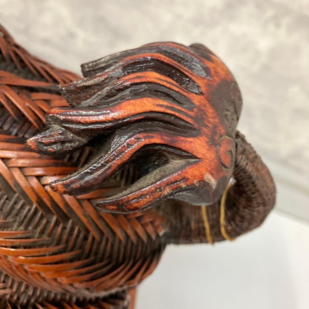 ヴィンテージ 上海手工芸品 籐製 フーフードッグ 獅子 犬 バスケット ボックス