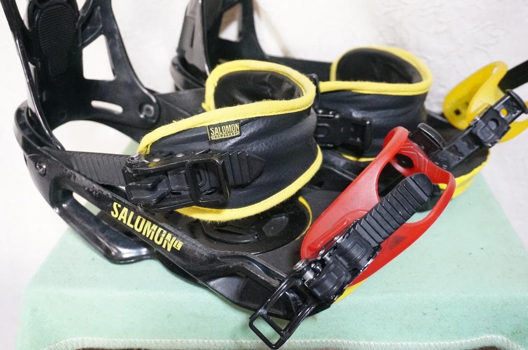 SALOMON サロモン バインディング RHYTHM リズム L 黒黄