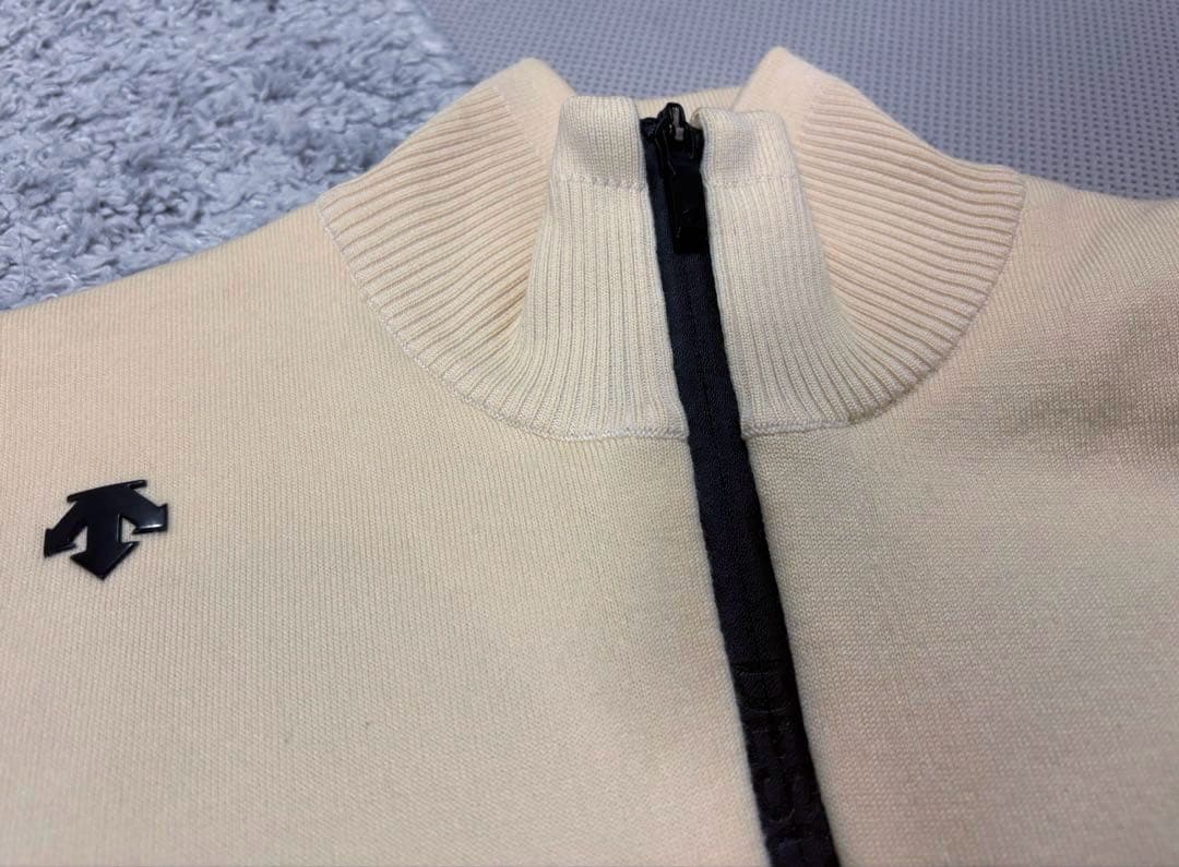 DESCENTE Golf ゴルフウェア　ニット　ジャケット ハイブリッド
