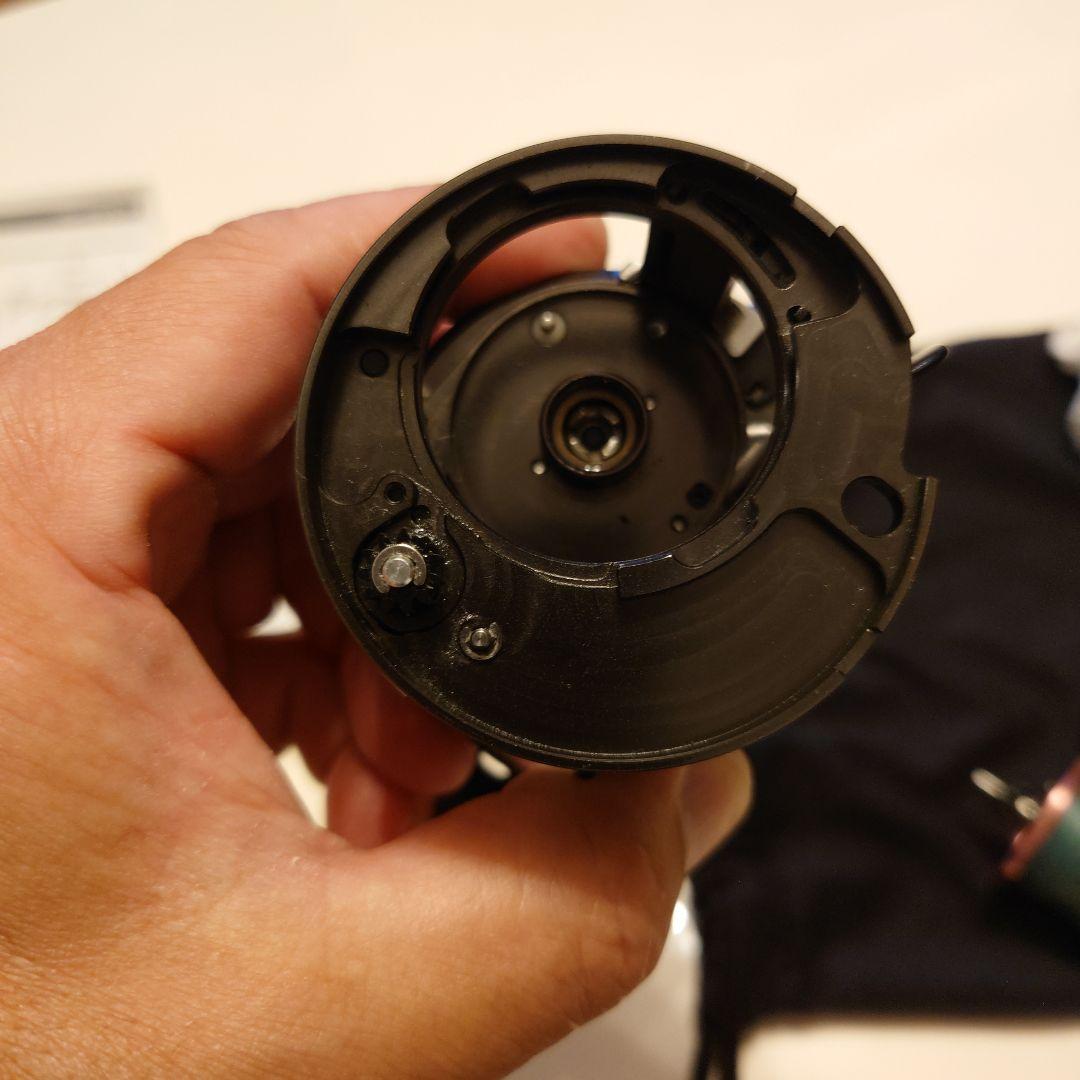 ソルティガbj 右ハンドル ベイトリール 4.9ギア比