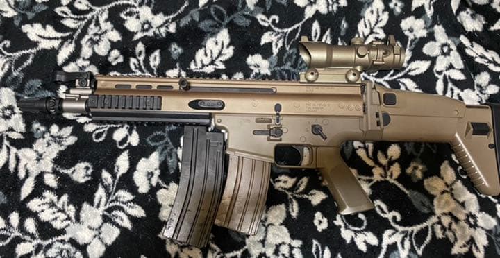 トイガン CO2 shark Che