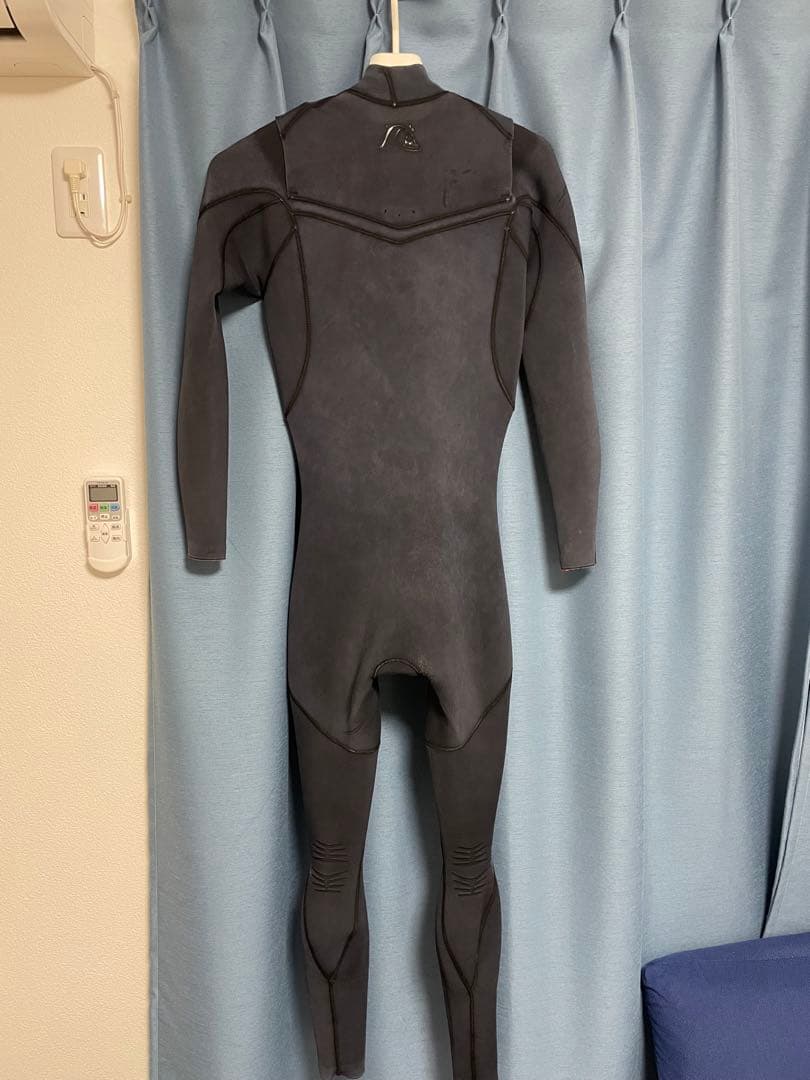 クイックシルバー　ウェットスーツ　ML
