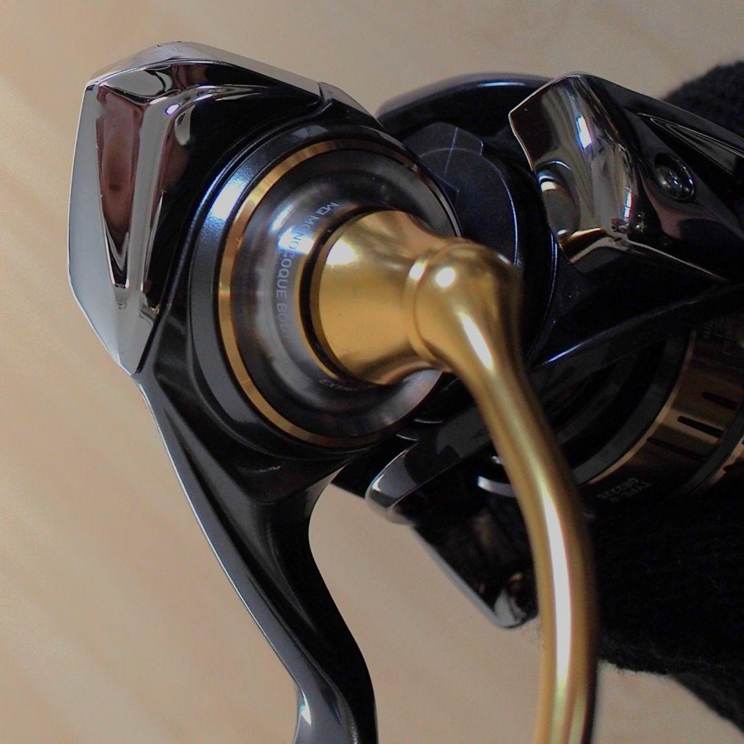 【 20 LUVIAS FC LT 2000S-XH 】ダイワ ルビアス