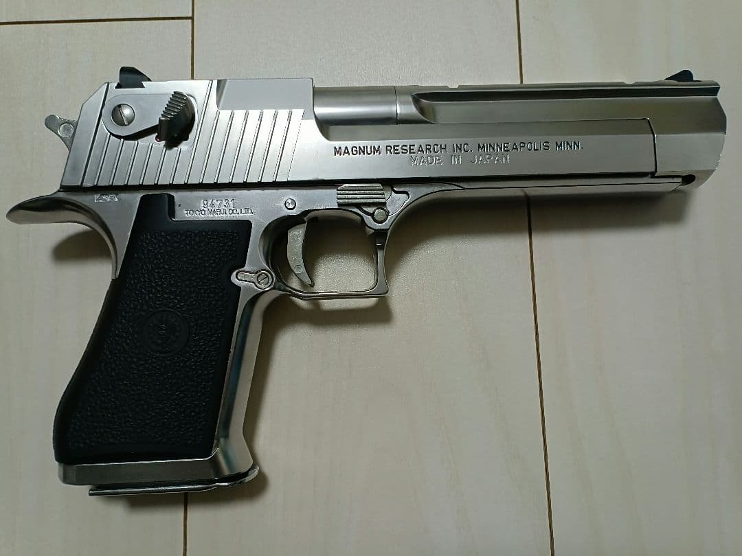 【中古品】東京マルイ ガスガン 「デザートイーグル.50AE」クロームステンレス