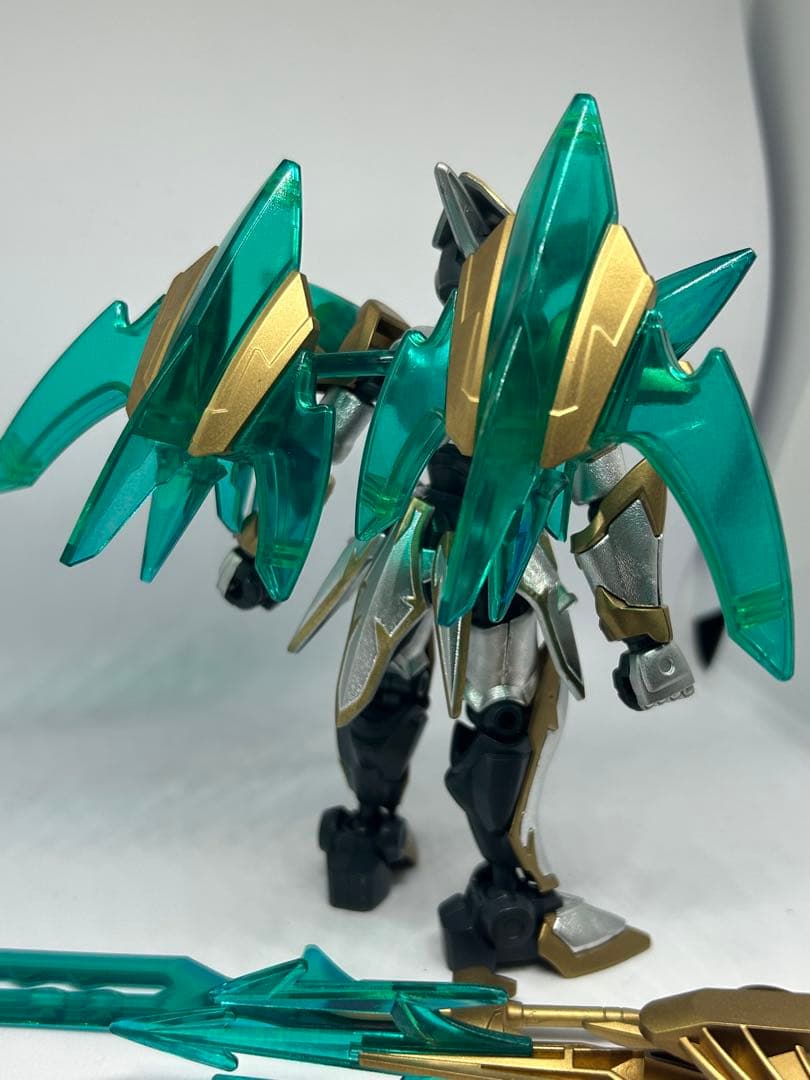 プラモデル　組立済　模型　LBX ダンボール戦機　シャドールシファー　完成品