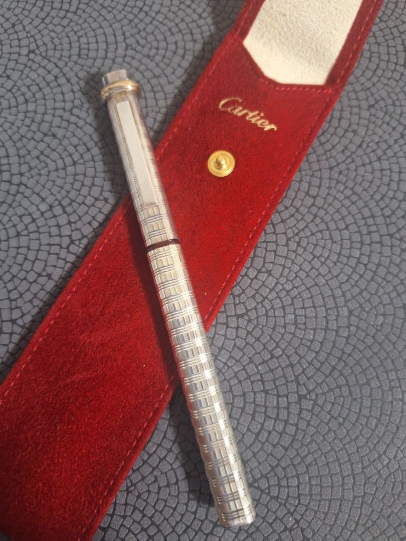 [美品、ペン先新品交換済み]カルティエ　Cartier 万年筆　クリーニング済み