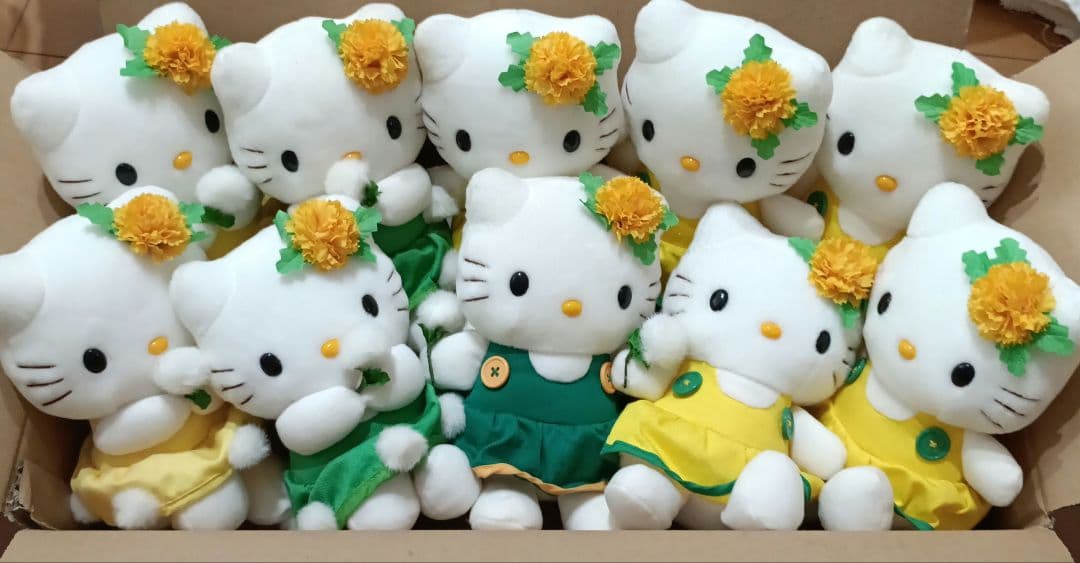 レア★希少★非売品★ハローキティ★ぬいぐるみ★たんぽぽ★10体セット