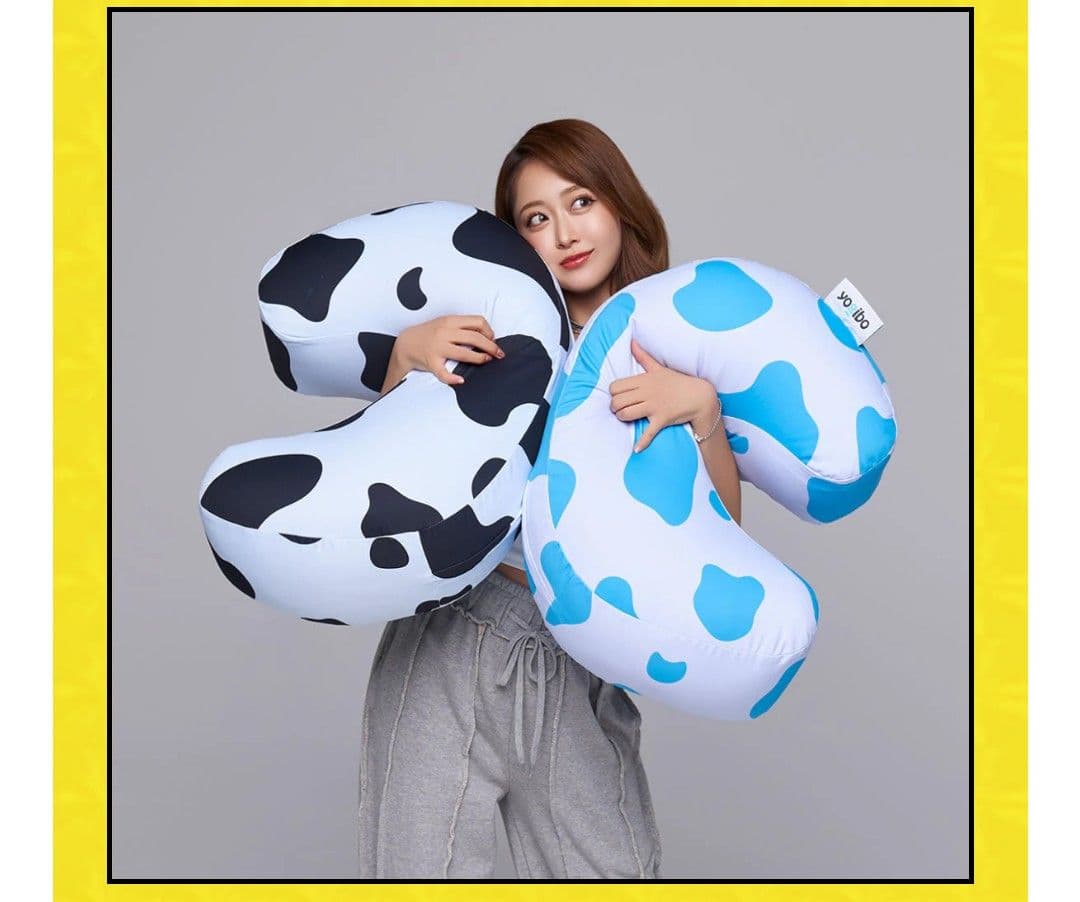 ビーズクッション・クッションソファ Yogibo Mega Moon Pillow Cow/Dot Edition