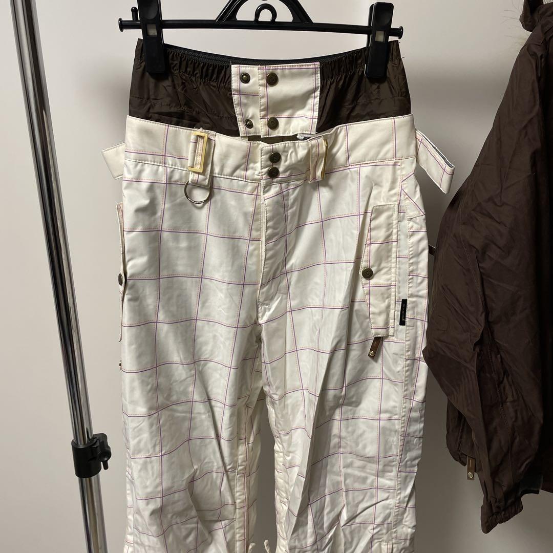 sister j スノーボード　スキー　スノボウェア　セットアップ上下レディース