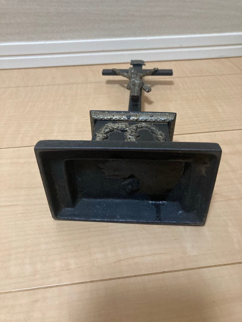 テ*ア様 【アンティーク】金属製 十字架 イエス像 ロザリオ付き