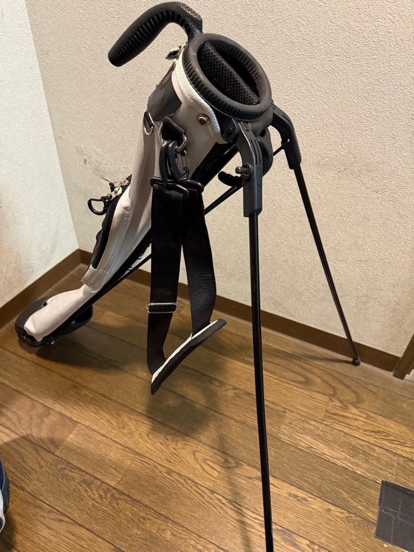 DESCENTE 軽量スタンドゴルフバッグ 紺x白 おまけデサントサブバッグ付