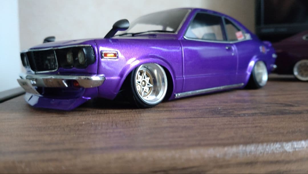 1／18イグニッションモデル　サバンナRX3カスタム