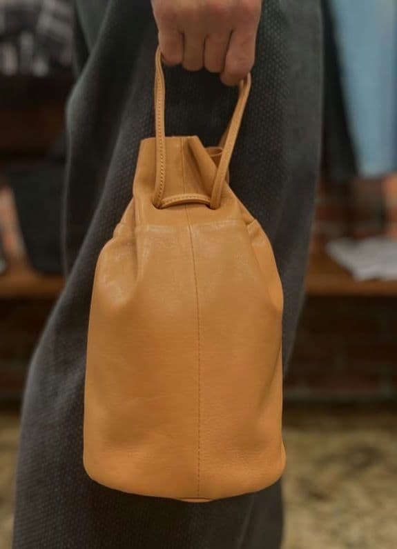 T*4様 MOTO 　巾着ポーチ