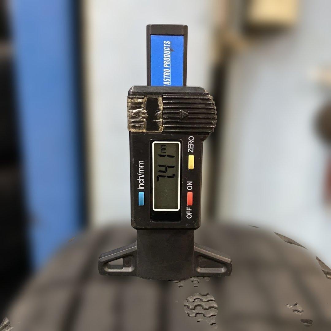 バリ溝‼️トーヨースタッドレスセット185/60R15 旧型シエンタ　送料無料