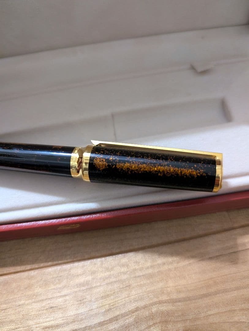 S.T.Dupont クラシック　ボールペン（レアモデル）中国漆