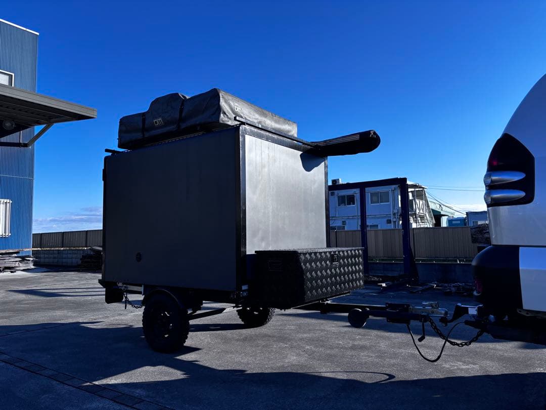 キャンパートレーラー　軽カーゴトレーラー