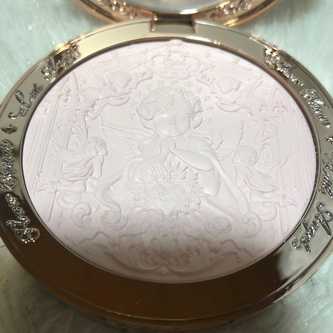 フラワーノーズリトルエンジェルコレクション　ハイライター　チーク