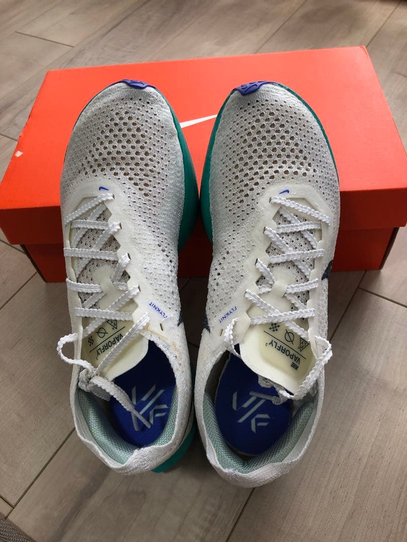 25cm ナイキズームＸヴェイパーフライネクスト％３　メンズ　箱あり
