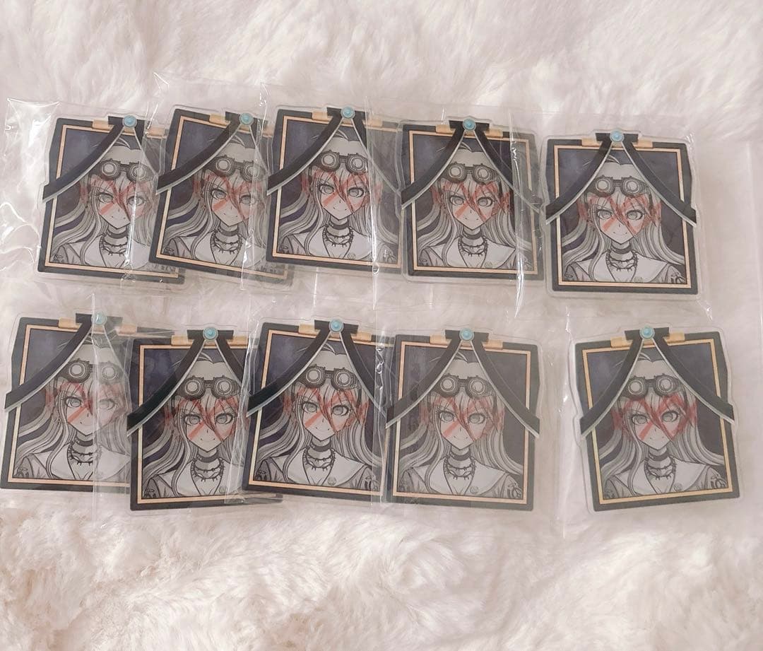 ニューダンガンロンパV3 遺影アクリルバッジ 入間美兎 ダンロン 弾丸論破