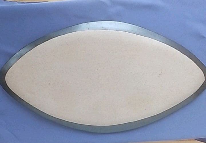 玉田彰　2000年主要国首脳会議・沖縄サミット首里城夕食会　器（きび穂花紋平皿）