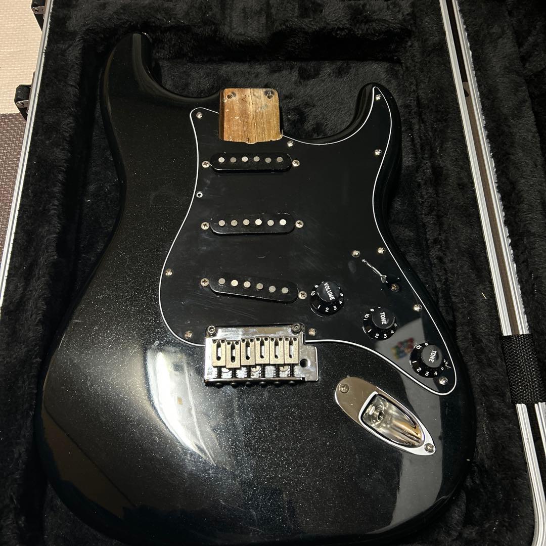 squier ストラトキャスター ボディ ctsポッド 交換済み