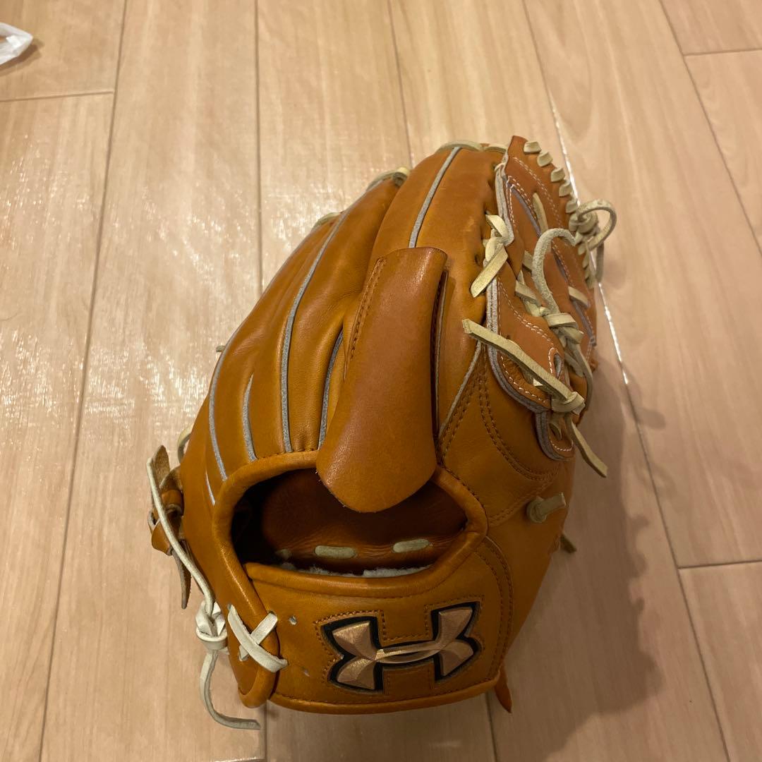 アンダーアーマー硬式投手用