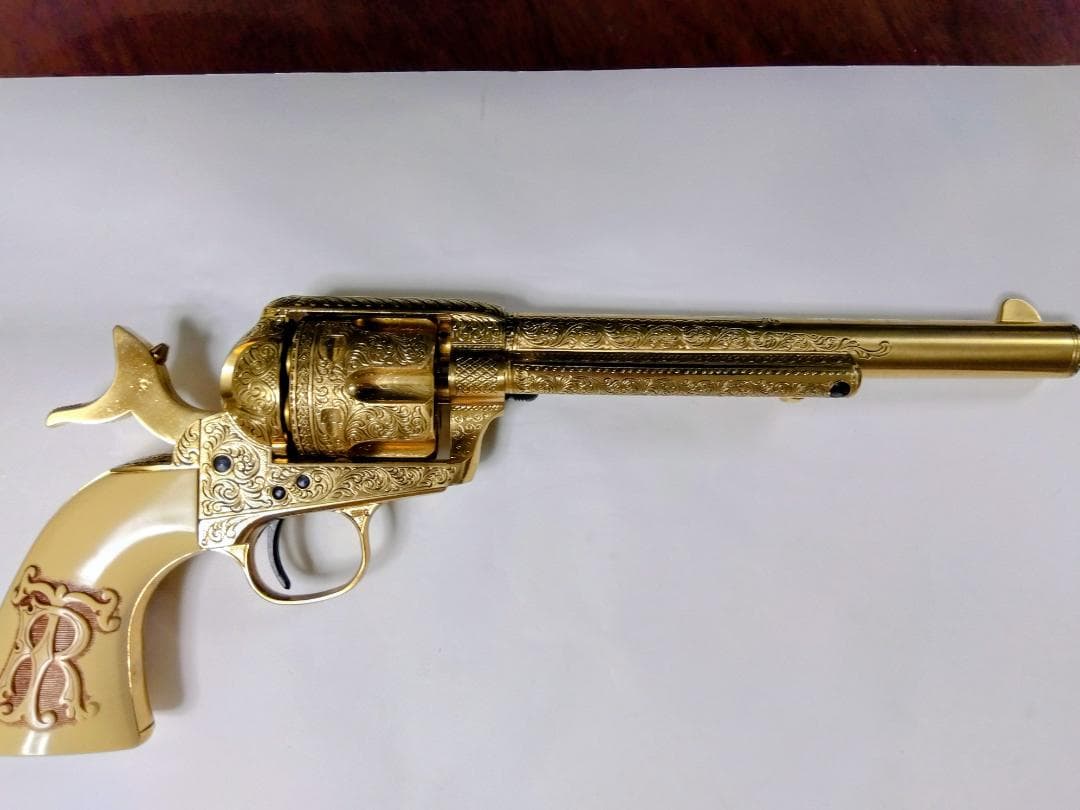 コルトSAAセオドア・ルーズベルト　金属製モデルガン（超美品）