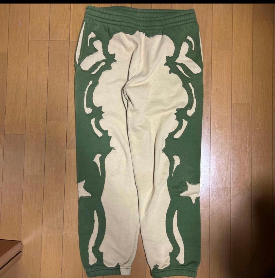 supreme セットアップ　Mサイズ