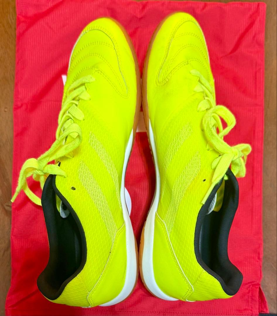 ルースイソンブラ　屋内　フットサルシューズ　イエロー　27.5 センチ　未使用品