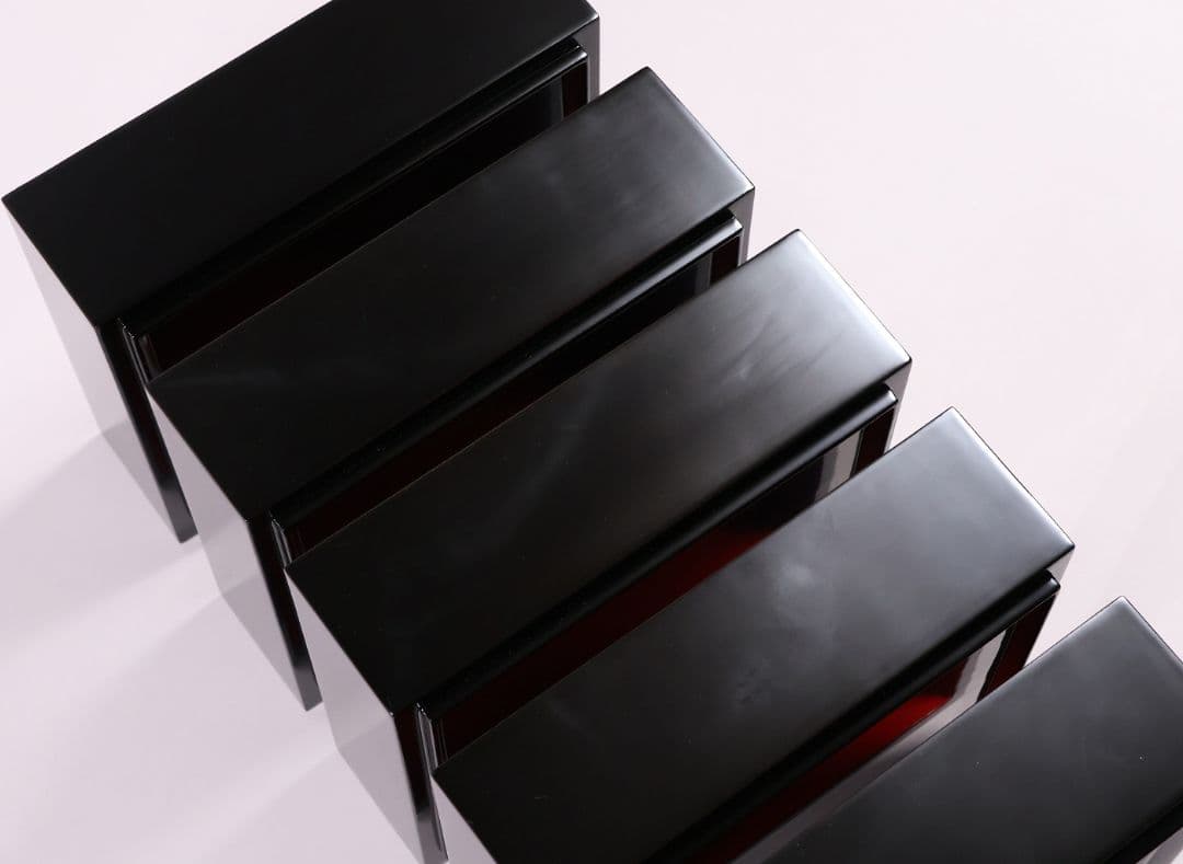 【MB33】輪島塗 宗水堂 木瓜家紋 蓋三枚 五段重 7.5寸重箱 黒内朱 木製