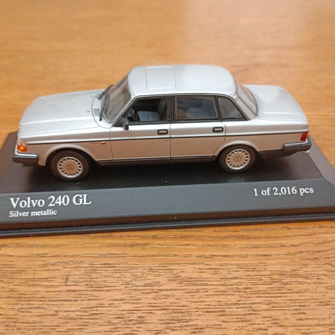 ミニチャンプス製 ボルボ Volvo 240GL 1986 限定