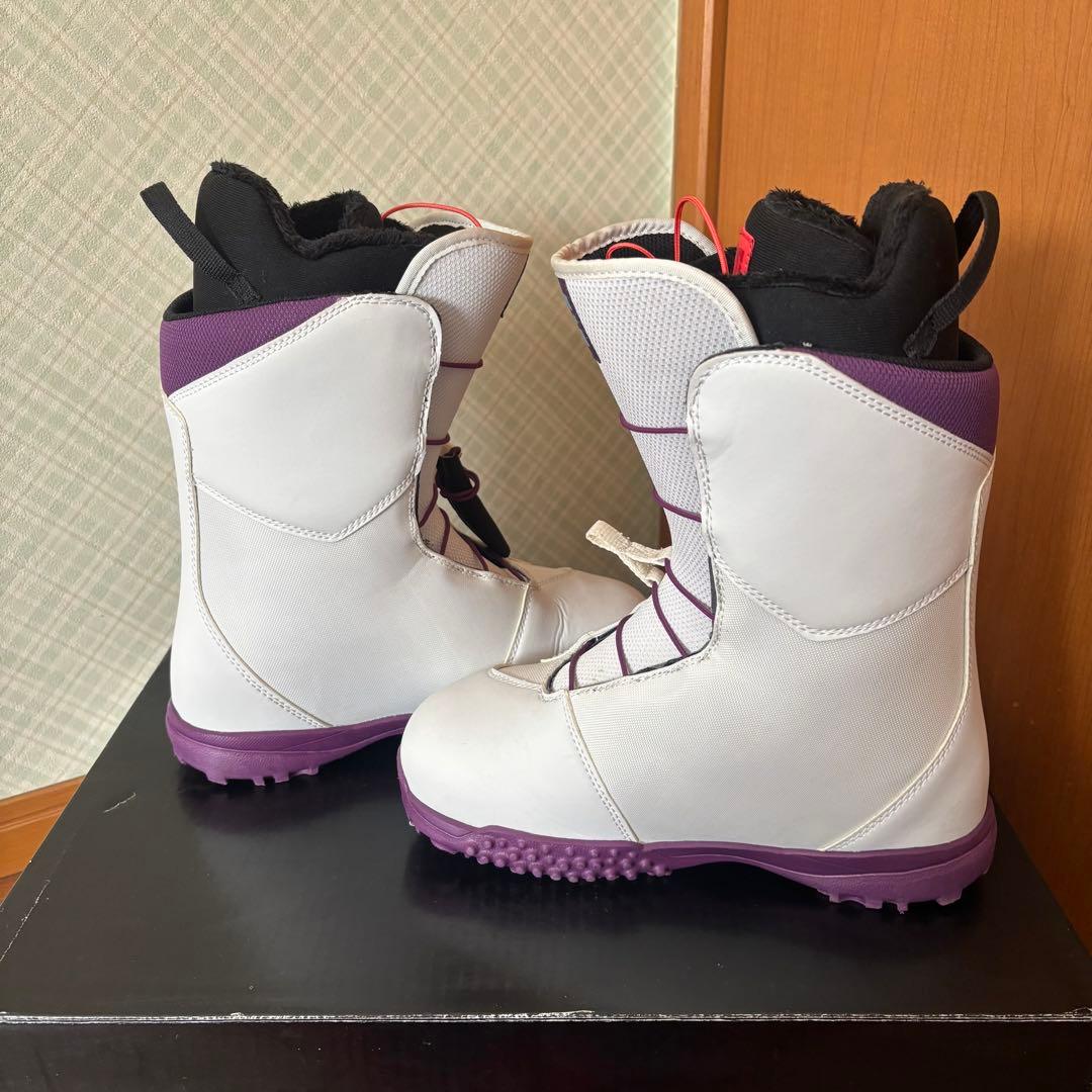 ☆値下げ中【美品】ディーシーシューズ（DC Shoes）AVOUR スノーブーツ