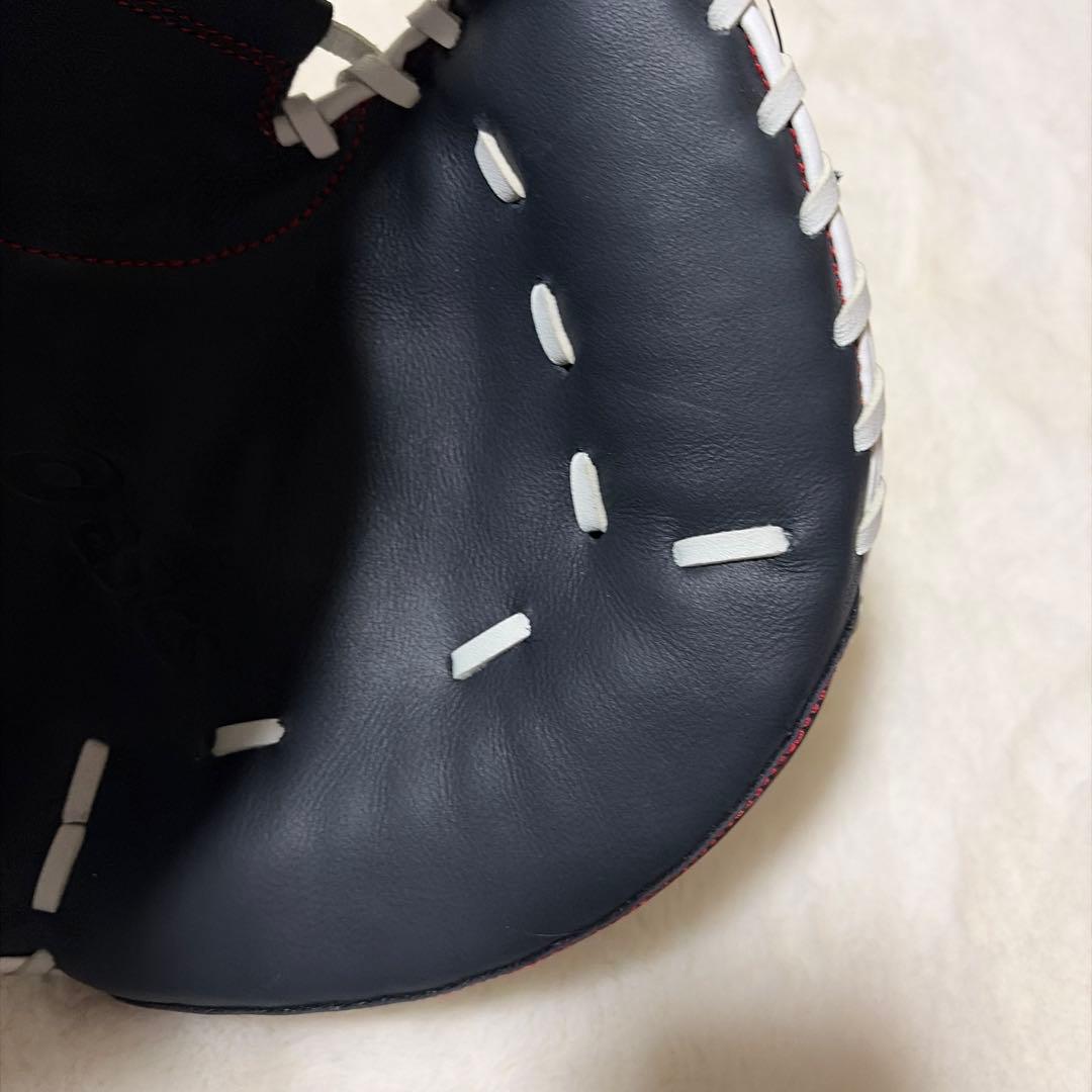 週末限定アシックス　キャッチャーミット　軟式用新品未使用C 3121A577