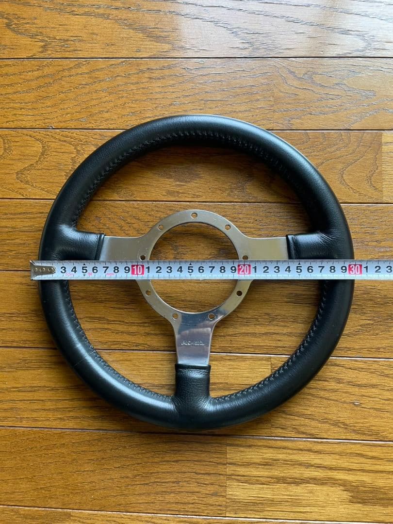 ローバーミニ モトリタレザース ステアリング30パイ 目立った傷や汚れなし
