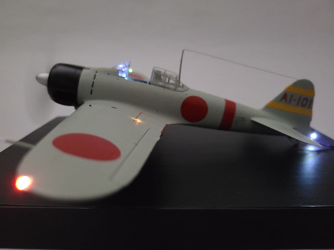 日本海軍 零式艦上戦闘機21型 空母赤城搭載機 リアルモーターライズ完成品