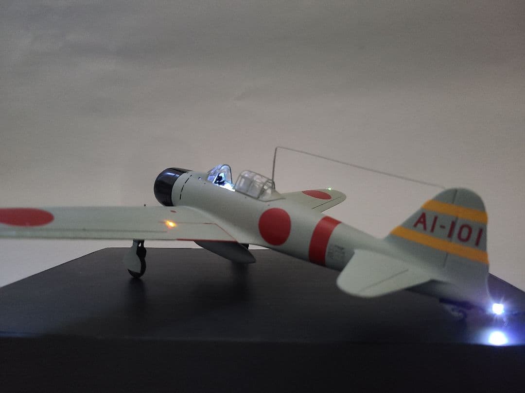 日本海軍 零式艦上戦闘機21型 空母赤城搭載機 リアルモーターライズ完成品