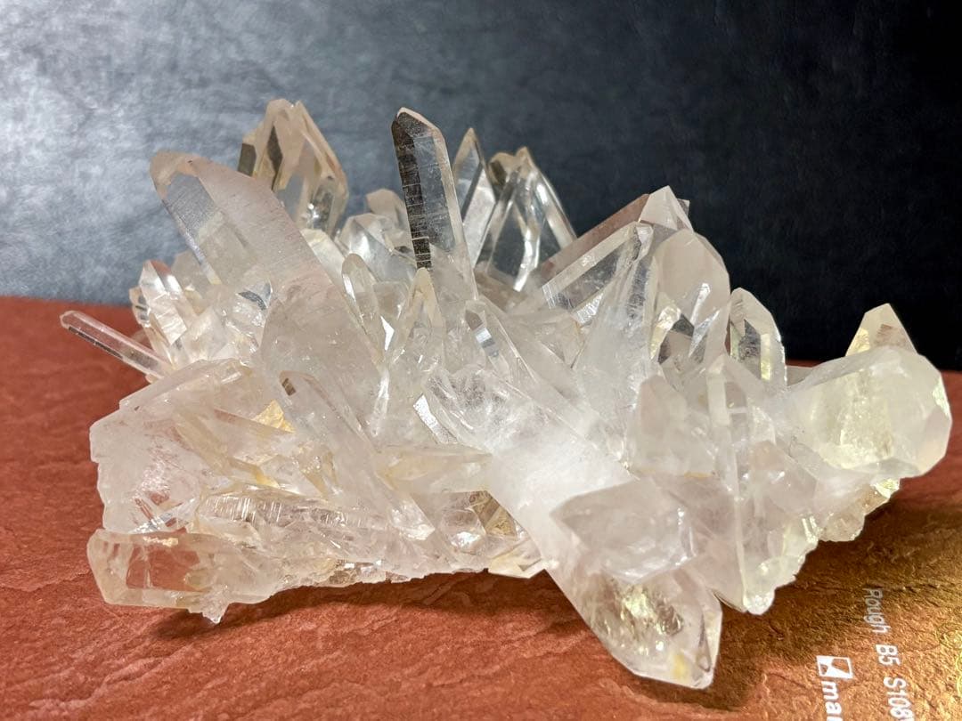 水晶クラスター(アメリカ・アーカンソー州産)