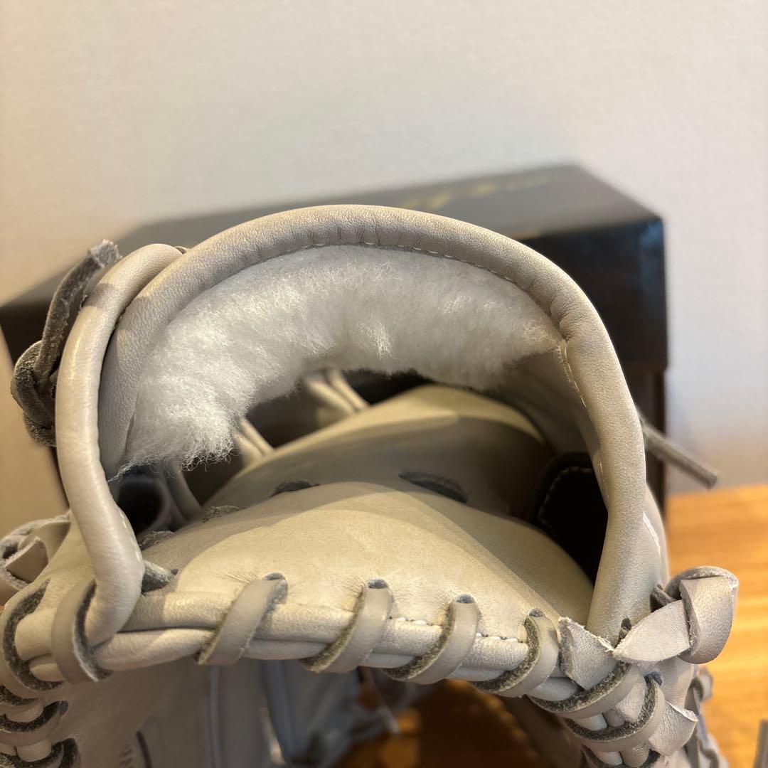 完売品　イチロー限定　硬式用　ミズノプロ　外野手用　定価72,600円　グラブ