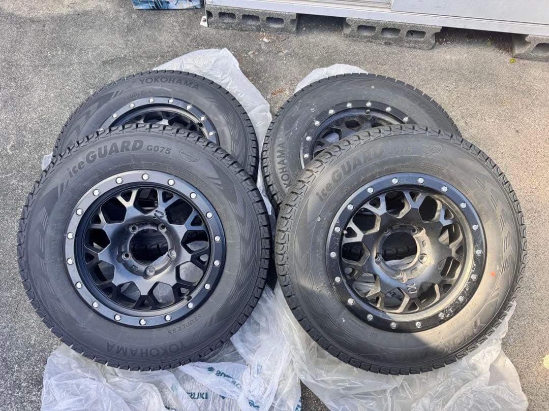 ジムニー　185/85R/16 LT GO75 YOKOHAMA　アイスガード