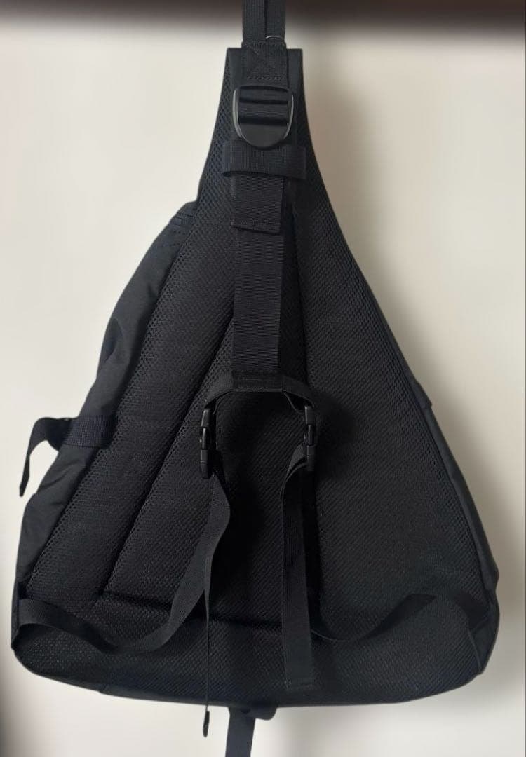 新品未使用タグ付きManhattan Portage ブラックボディバッグ