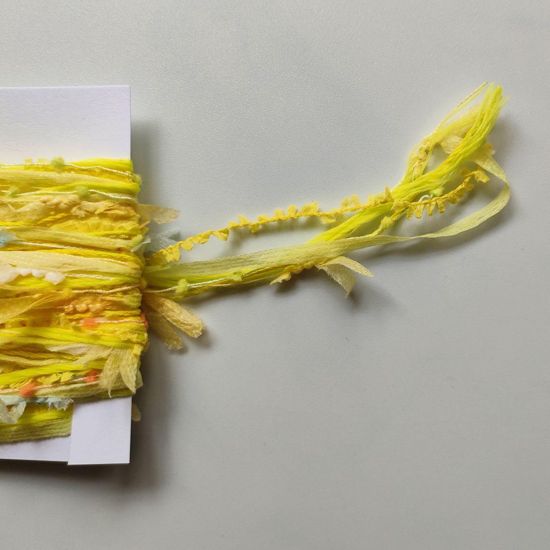 取引中　カラフルな引き揃え糸*《No.777》