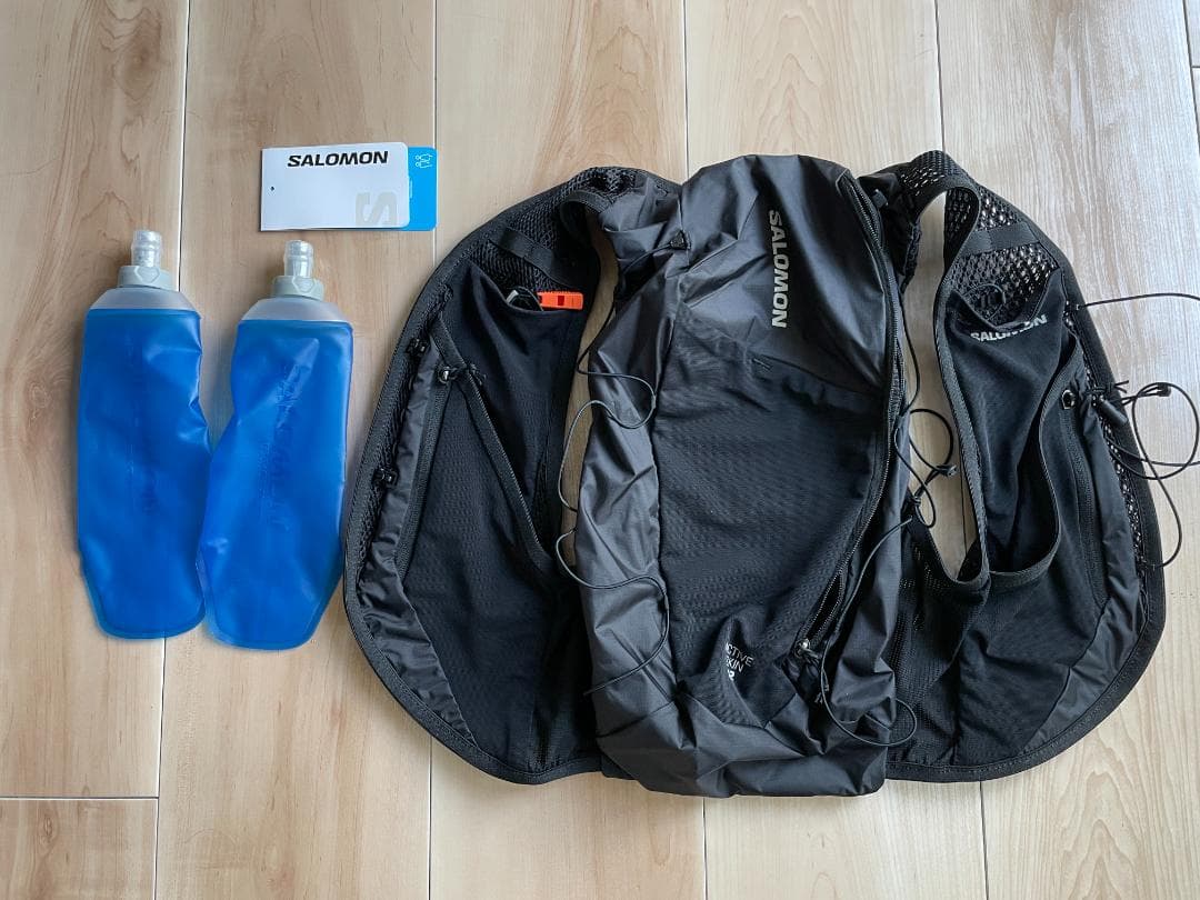 【未使用】サロモン　アクティブスキン 12 （フラスク付）12L Sサイズ