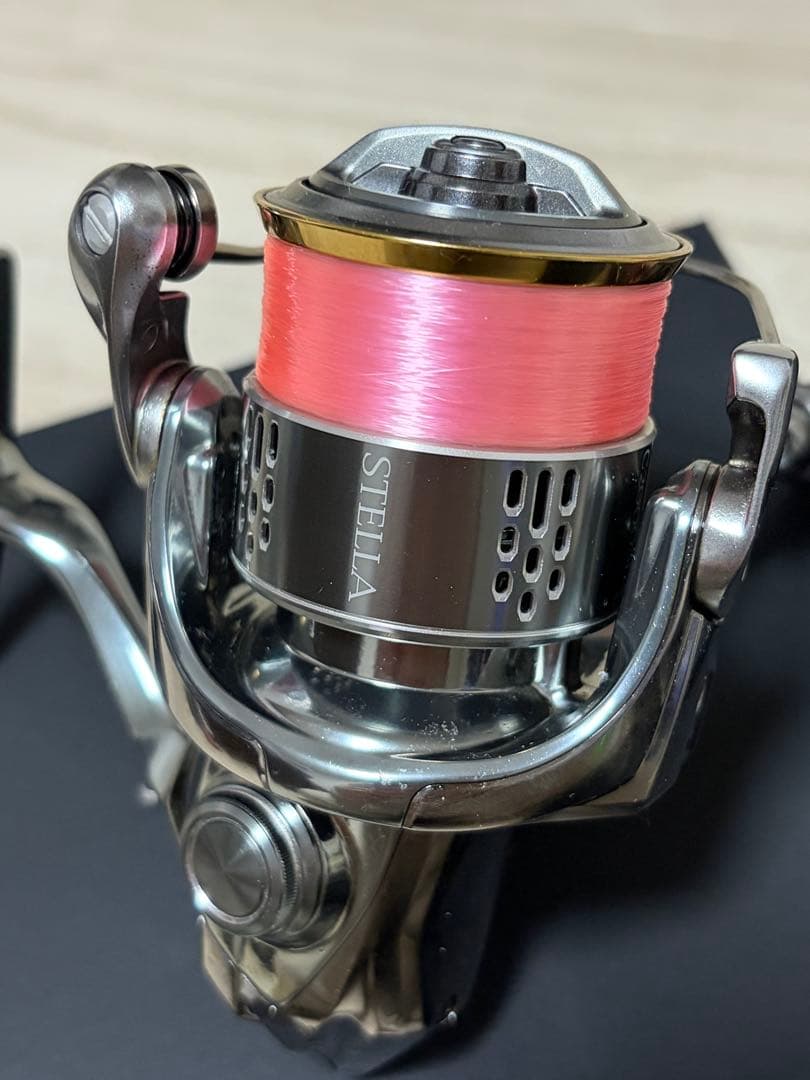 シマノ　18ステラ　C2000SHG 超美品　付属品完備