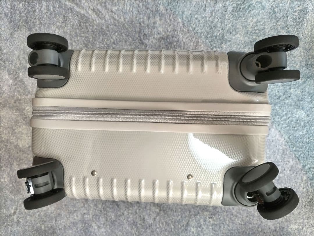 【美品】ACE スーツケース 32リットル