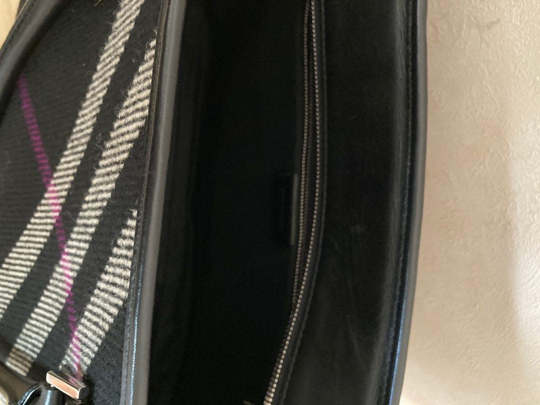 バーバリー BURBERRY レザー　ウール　ハンドバッグ　a4収納可
