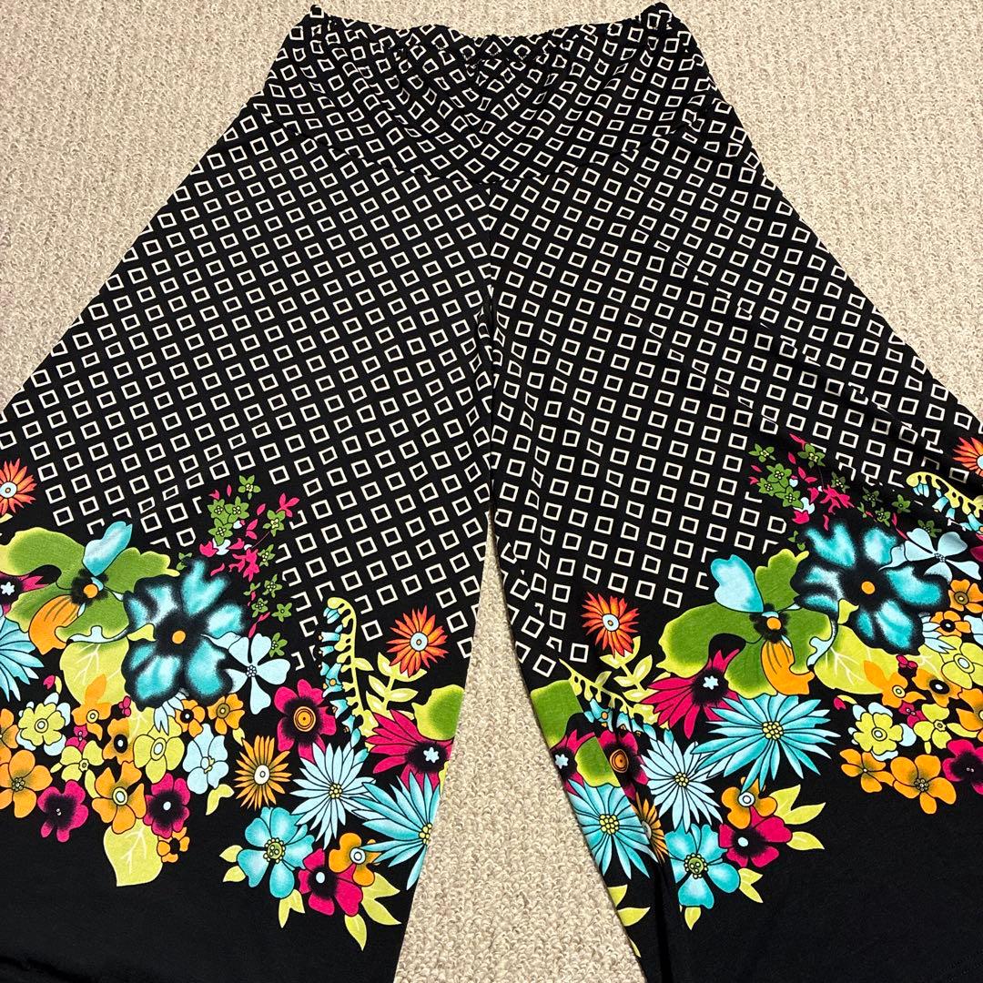 レジーナロマンティコ　ガウチョパンツ　花柄