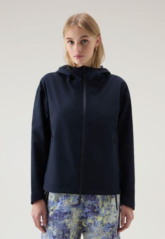 レディースウェア woolrich OVER GORE JACKET