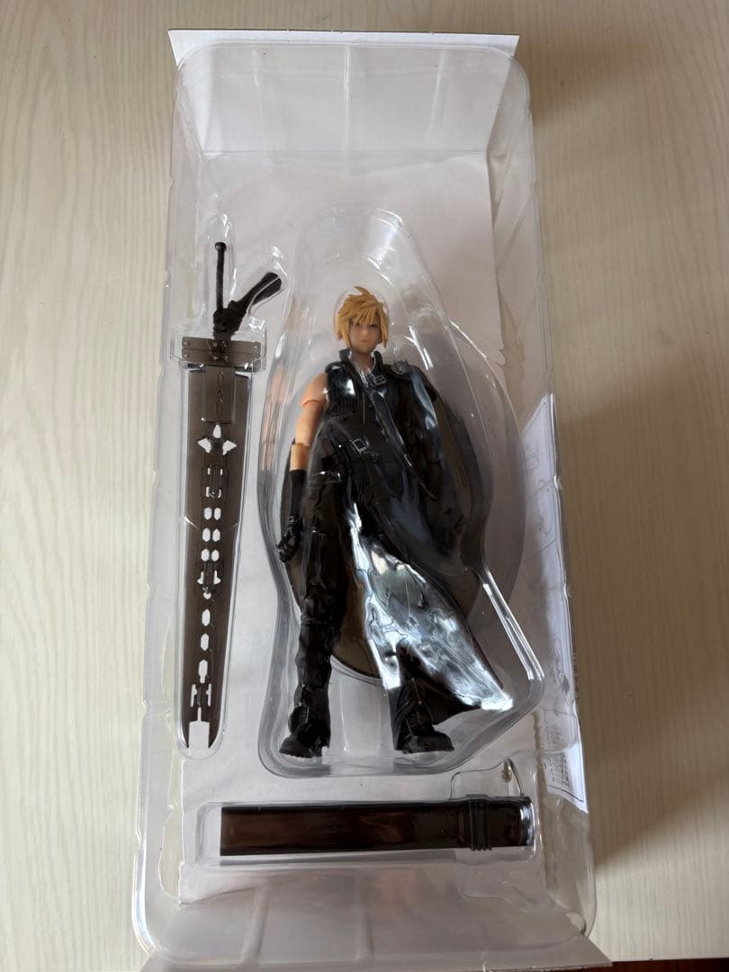 CLOUD&FENRIR 限定フィギュア