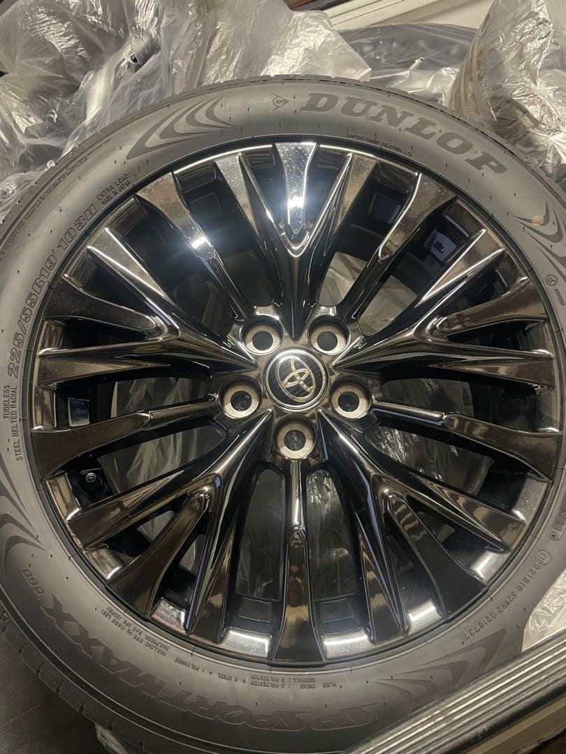 新車取外し　40ヴェルファイア　純正ホイール&タイヤ4本セット　ロックナット付