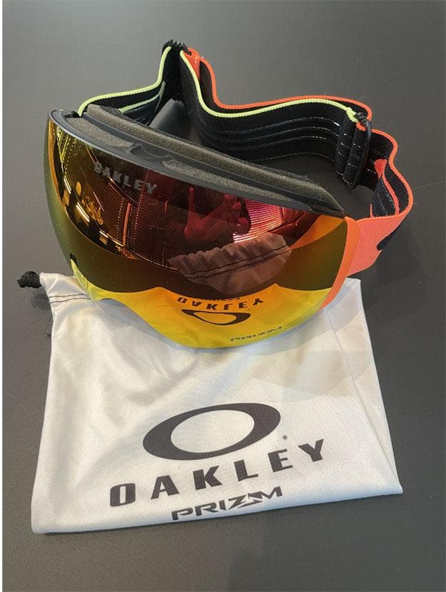 スキー 女性用　ゴーグル、グローブのセット